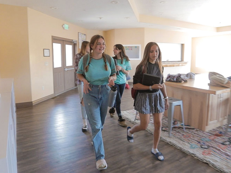 Students walking to school while attending a Residential Program for Teens | Discovery Ranch South, a Residential Treatment Center for Girls and Teens Assigned Female at Birth